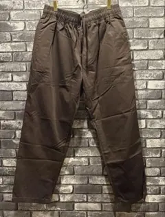 GU イージーパンツ ウエストゴム　ブラウン