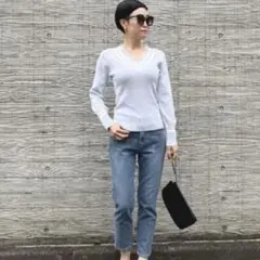 JENNE 長袖 Vネックニット ライトブルーのサムネイル