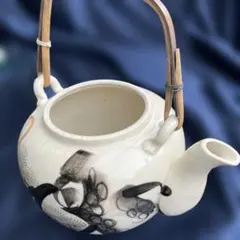 (630箱13)レトロな陶器製手描きの急須