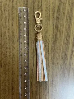 タッセルキーホルダー 水色