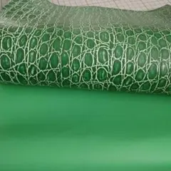 グリーン クロコダイル型押し革セット 牛革 ヌメ革