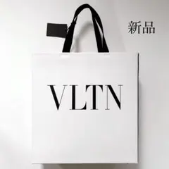 新品 VALENTINO ヴァレンティノ VLTN トートバッ ホワイト