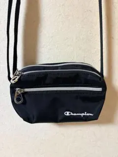 Champion チャンピオン ミニショルダーバッグ 3層ポケット 黒