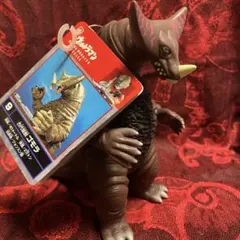 ウルトラ怪獣シリーズ ゴモラ クリアレッドラメVer. タグ付き ソフビ