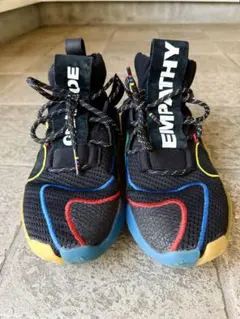 【希少】アディダス×ファレル・ウィリアムス Crazy BYW 26.5cmのサムネイル