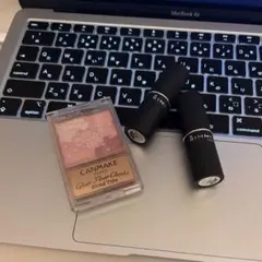 Item thumbnail for item ca604183-c105-4047-abbb-3c3e18c9aad9