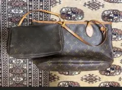 LOUIS VUITTON モノグラム ネヴァーフル ポーチ付きのサムネイル