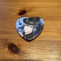 ミラン・ケストレル Melty Valentine ハート缶バッジ - メルカリ
