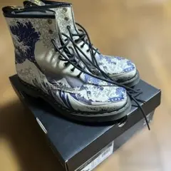 THE MET ドクターマーチン　葛飾北斎　3ホールシューズ DR. MARTENS X THE MET 」ドクターマーチン、メトロポリタン