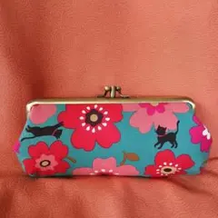 花柄と黒猫の仕切りありがま口(3連休限定値下げ！)お買い得