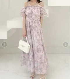 SNIDEL Sustainableオフショルギャザーワンピース⋈﻿