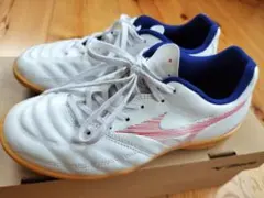 ミズノ REBULAフットサルシューズ ホワイト/レッド/ブルー 21.5cm