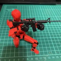 アサルトライフル兵　セリア　戦闘フィギュア赤　組み立て済みのサムネイル