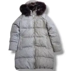 【美品】AKM×muta ロングダウンコート カシミヤ混 ラクーンファー グレーのサムネイル