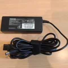 東芝 ACアダプタ PA3755U-1ACA
