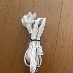 Volex ホワイト 電源ケーブル