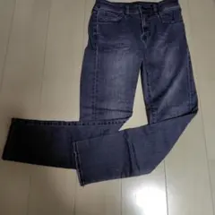 ユニクロ　メンズ　ジーンズ　ブラック28（ウエスト70）