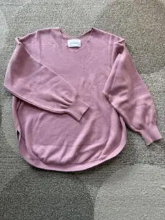 ピンク Vネック バルーンスリーブ ニット