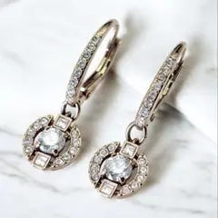 SWAROVSKI ピアス　una ドロップピアスSparkling Dance