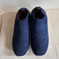 Foot Mechanics Saisai スリッポン ネイビー
