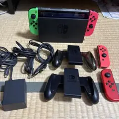 Nintendo Switch 本体 グリーン/ピンク/レッド
