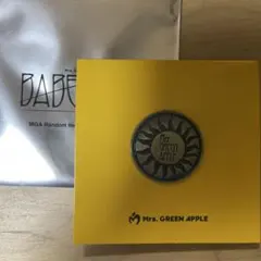 ピンバッジ BABEL バベルの塔 ミセス　Mrs.GREENAPPLE メメル mqdefault.jpg