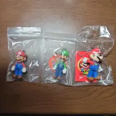 スーパーマリオ　スイングマスコット マリオ　 キーホルダー　マリオ&ルイージ