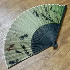 金魚柄 扇子 和装小物 緑 カーキ ゴム付き