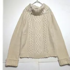 axes femme 長袖 ニット ケーブル リボン アイボリー ビジュー
