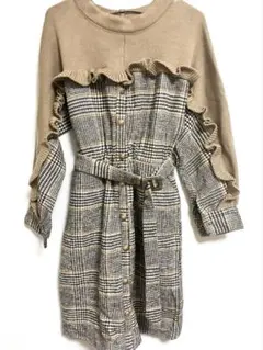 フリル付きチェックニットワンピース