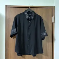 HARE 刺繍入り 半袖シャツ ブラックのサムネイル