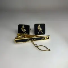 ブラックとゴールドのピエール・カルダンのカフスボタンとネクタイピンのセット