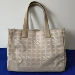 CHANEL ニュートラベルライン トートバッグ