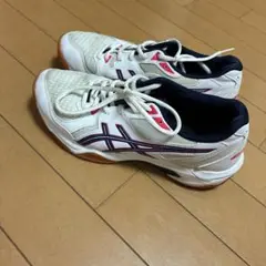 バレーボールシューズ　アシックス24.0
