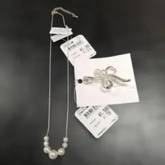 新品未使用パールネックレス、リボンブローチセット443