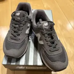 Item thumbnail for item f7df4c49-c197-4c2c-a9b1-d38eb41c1cf1