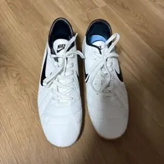 NIKE TIEMPO スニーカー