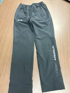 未使用タグ付きUNDER ARMOUR メンズ トレーニングパンツSMサイズのサムネイル
