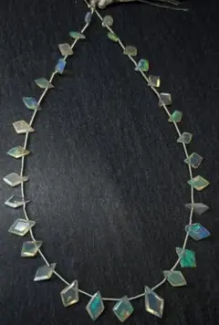 全て遊色あり！レア★エチオピアプレシャスオパール ダイヤファセットカット1連