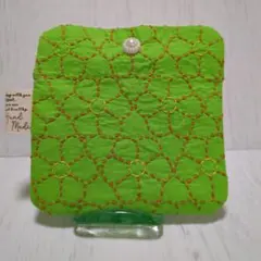 Item thumbnail for item a9f86bae-46d1-43cd-9541-1c6629671b34