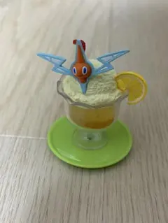 ポケモン　ロトム フィギュア