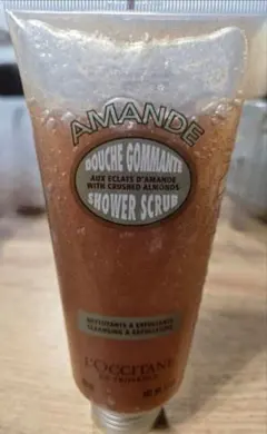 L'Occitane シャワースクラブ、ソープのセット