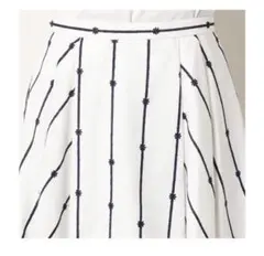 Rirandture（リランドチュール）ストライプ刺繍スカート