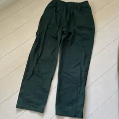 ダークグリーン パンツMサイズ