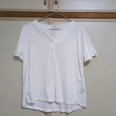 OPAQUE.CLIP ホワイト Vネック 半袖シャツ