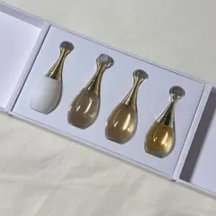 【新品未使用】資生堂 プチフルコレクション ミニ香水4種セット｜希少ヴィンテージ 廃盤 希少 資生堂 プチフルコレクション ミニ香水 4点セット - メルカリ