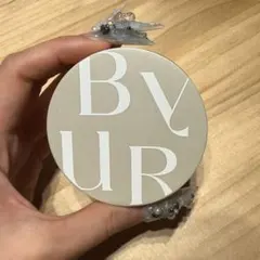 バイユア　セラムフィットモイストフェイスパウダー　02 パール