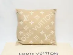 LOUIS VUITTON ルイヴィトン クッション チェックメイト ベージュ