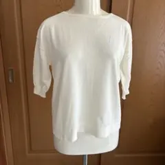 ニット、シンプルホワイト半袖Tシャツ