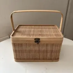 Item thumbnail for item 4b2b4b44-d518-4190-85ec-76e680104e55